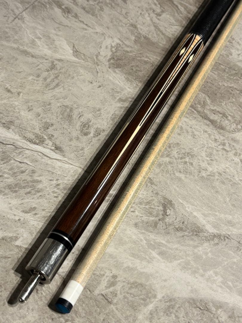 プレデター　アイコン　Predator IKON ビリヤード　キュー