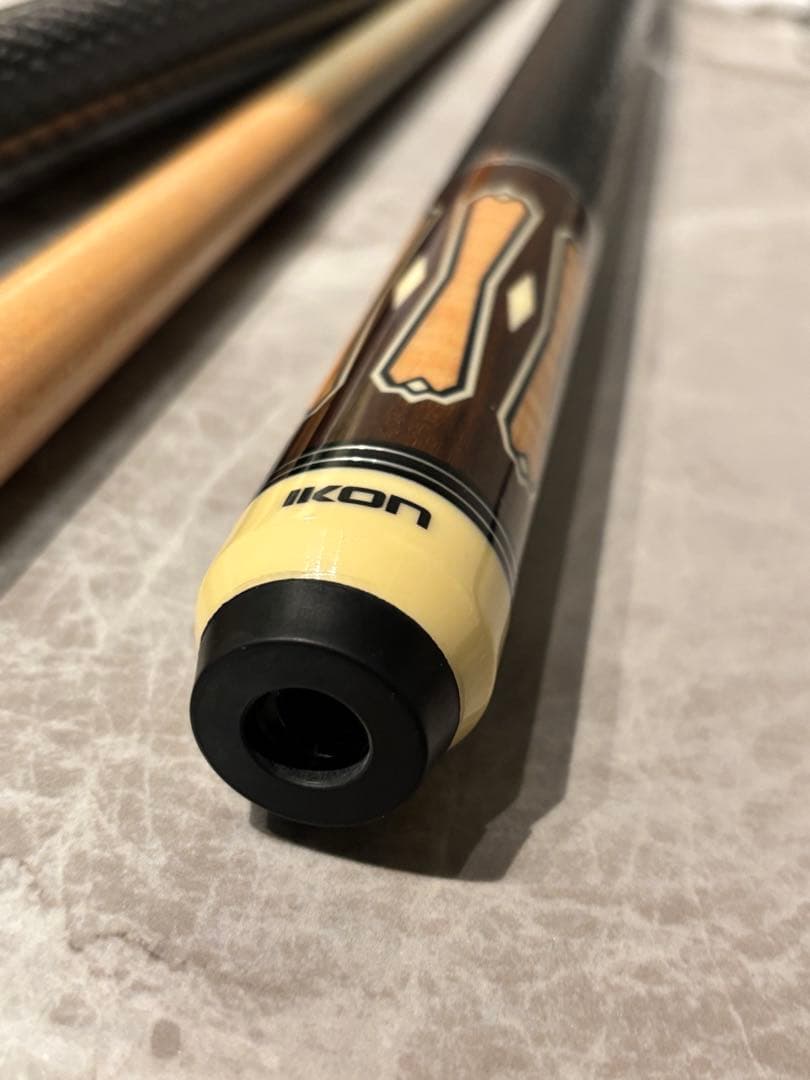 プレデター　アイコン　Predator IKON ビリヤード　キュー