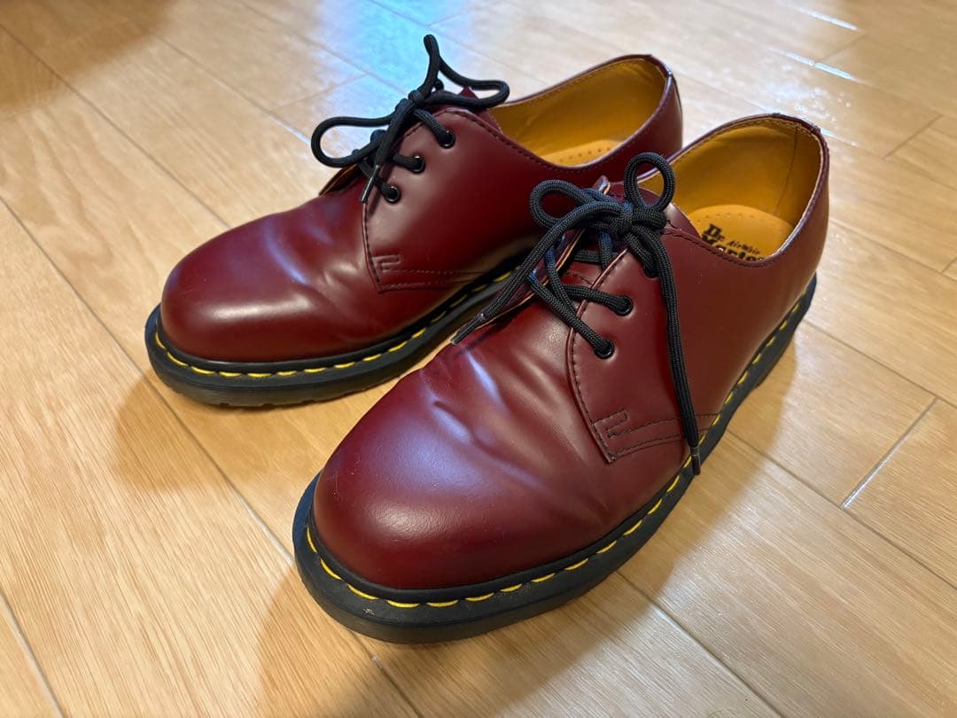 Dr. Martens バーガンディ 3ホール　us9