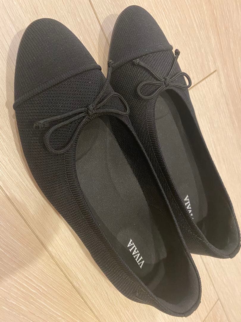 【美品】VIVAIA 37 Tiana アーモンドトゥ フラットシューズ
