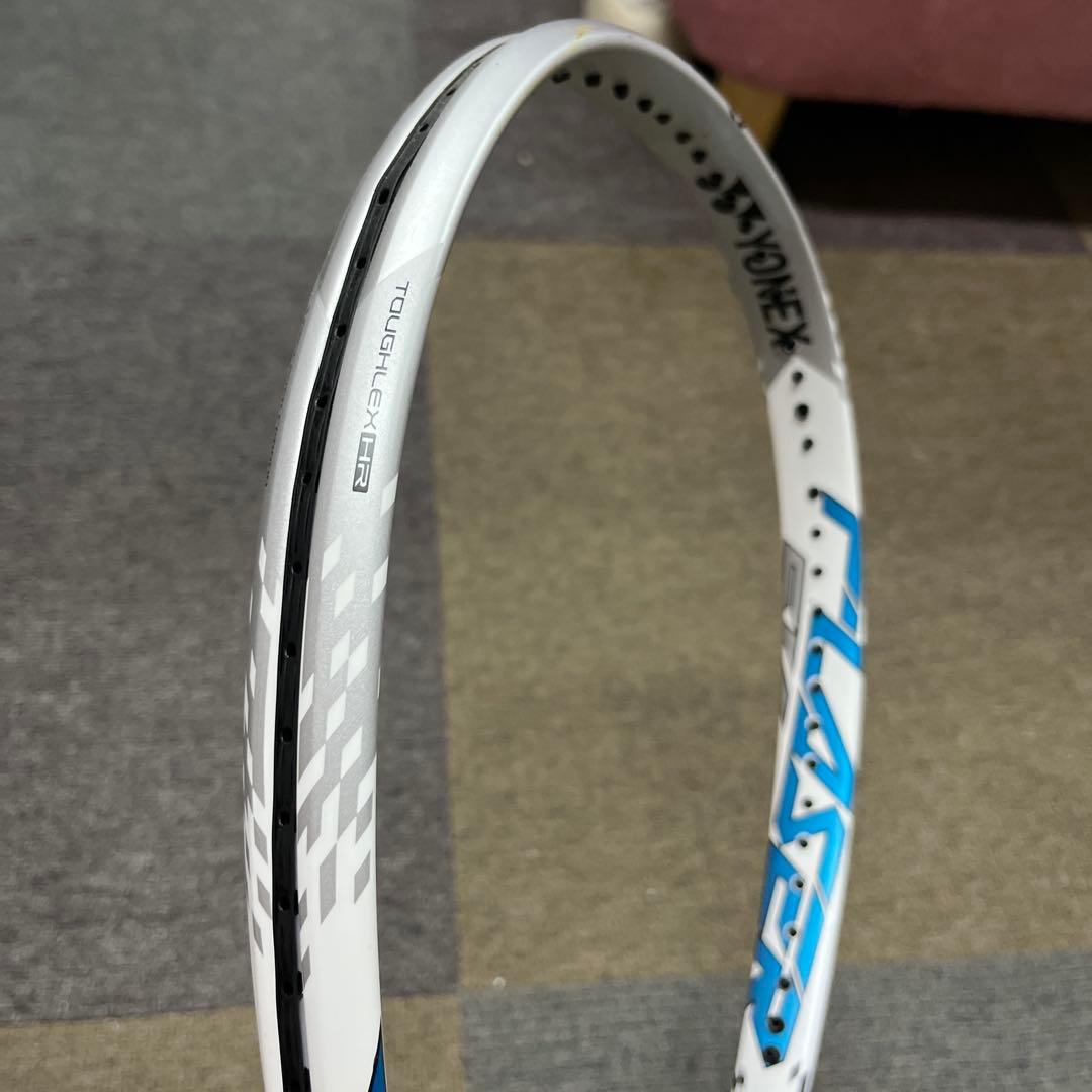 YONEX Fレーザー5V UL1