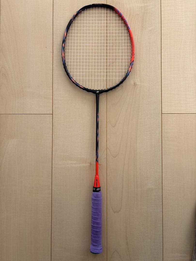 【数回使用】YONEX ASTROX 77 PRO 4UG5 バドミントン