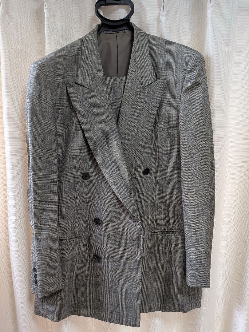 値下【メンズ秋冬】Yves Saint Laurent ダブルブレストスーツ