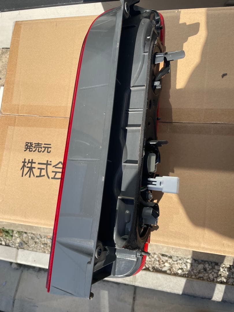 ハイエース200系　テールランプセット