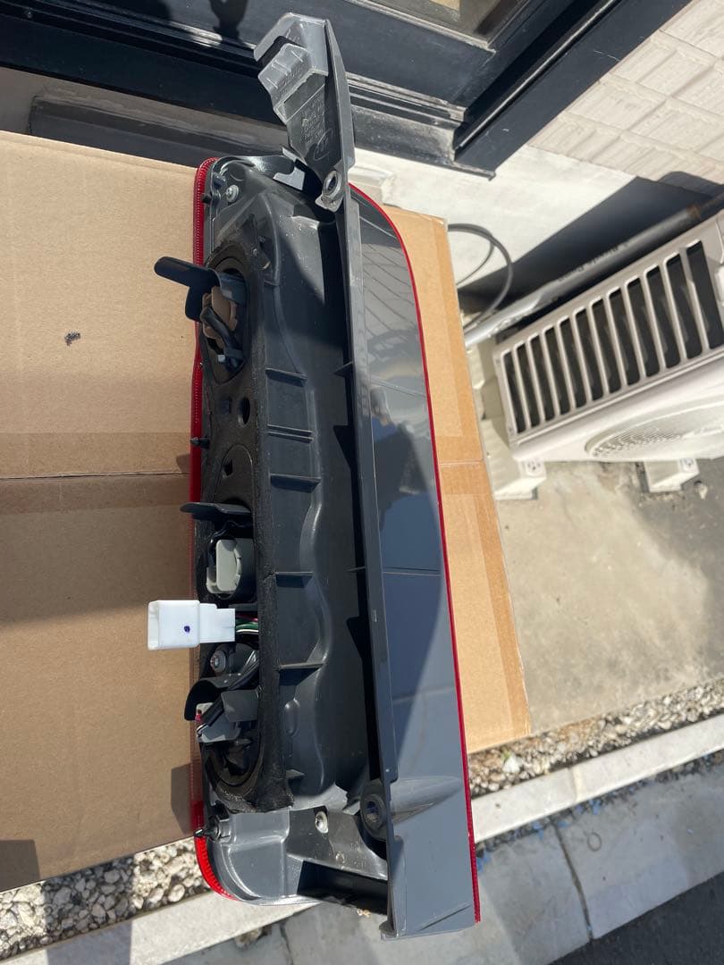 ハイエース200系　テールランプセット