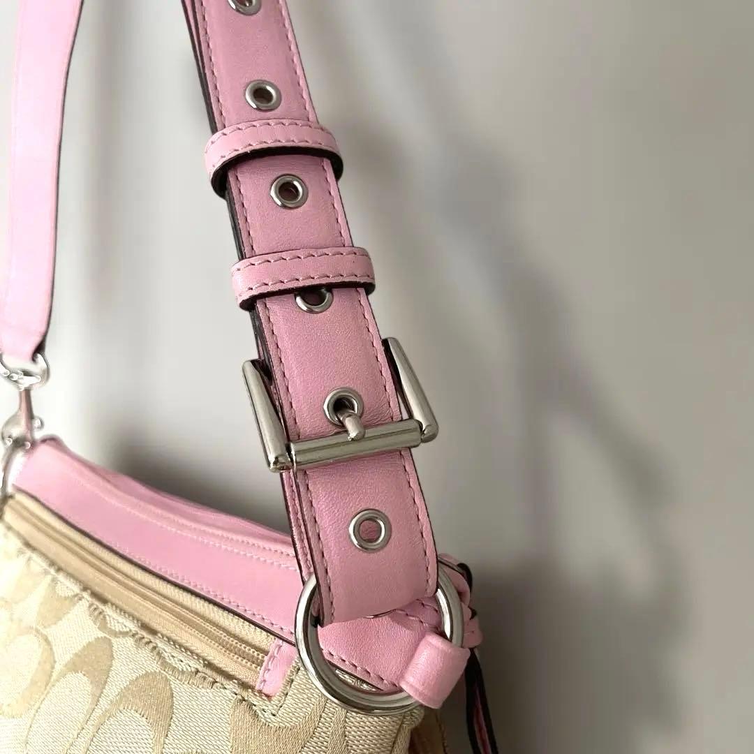 美品✨coach シグネチャー　ワンショルダー　ピンク　2ポケット