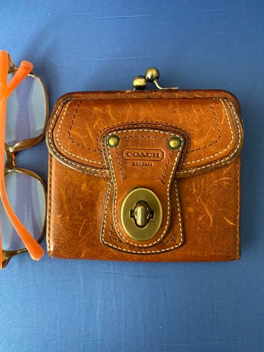 コーチ　二つ折り財布