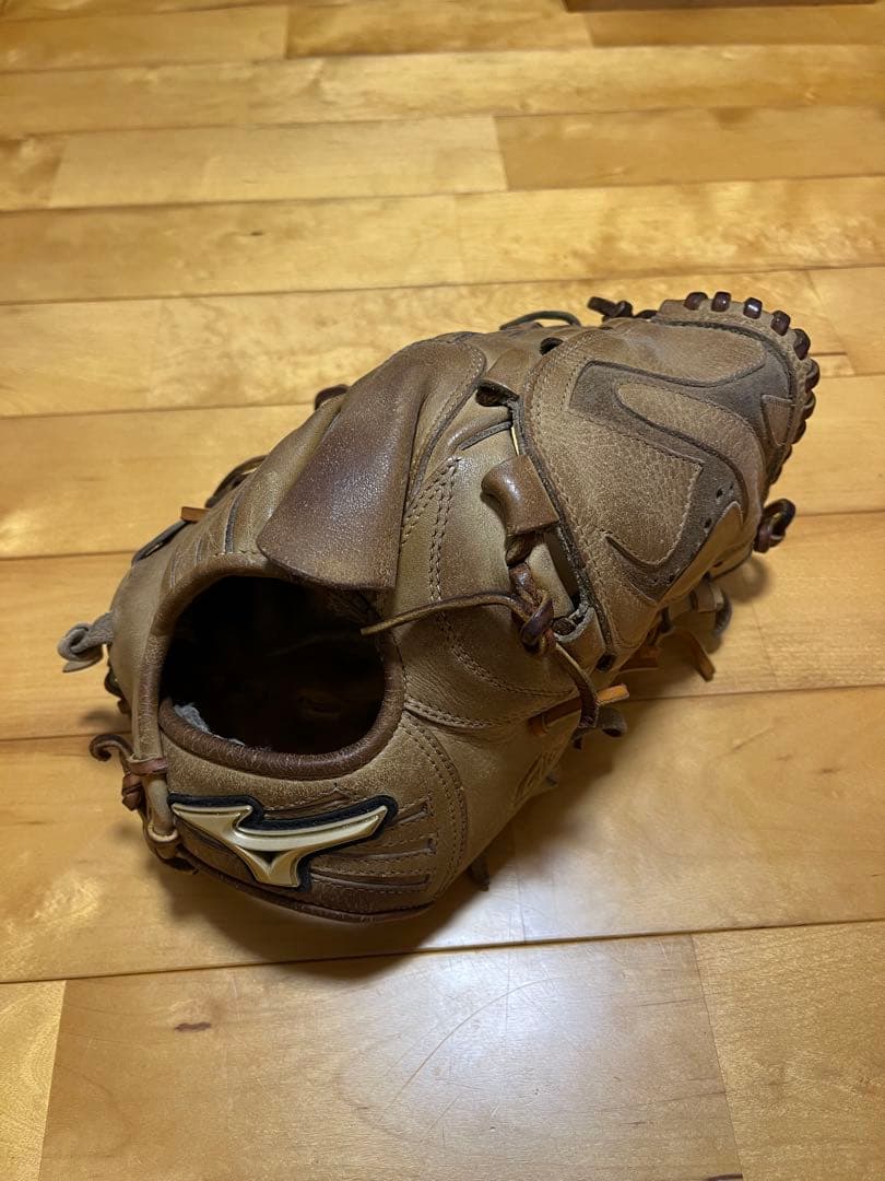 Mizuno Global Elite ピッチャー用グラブ