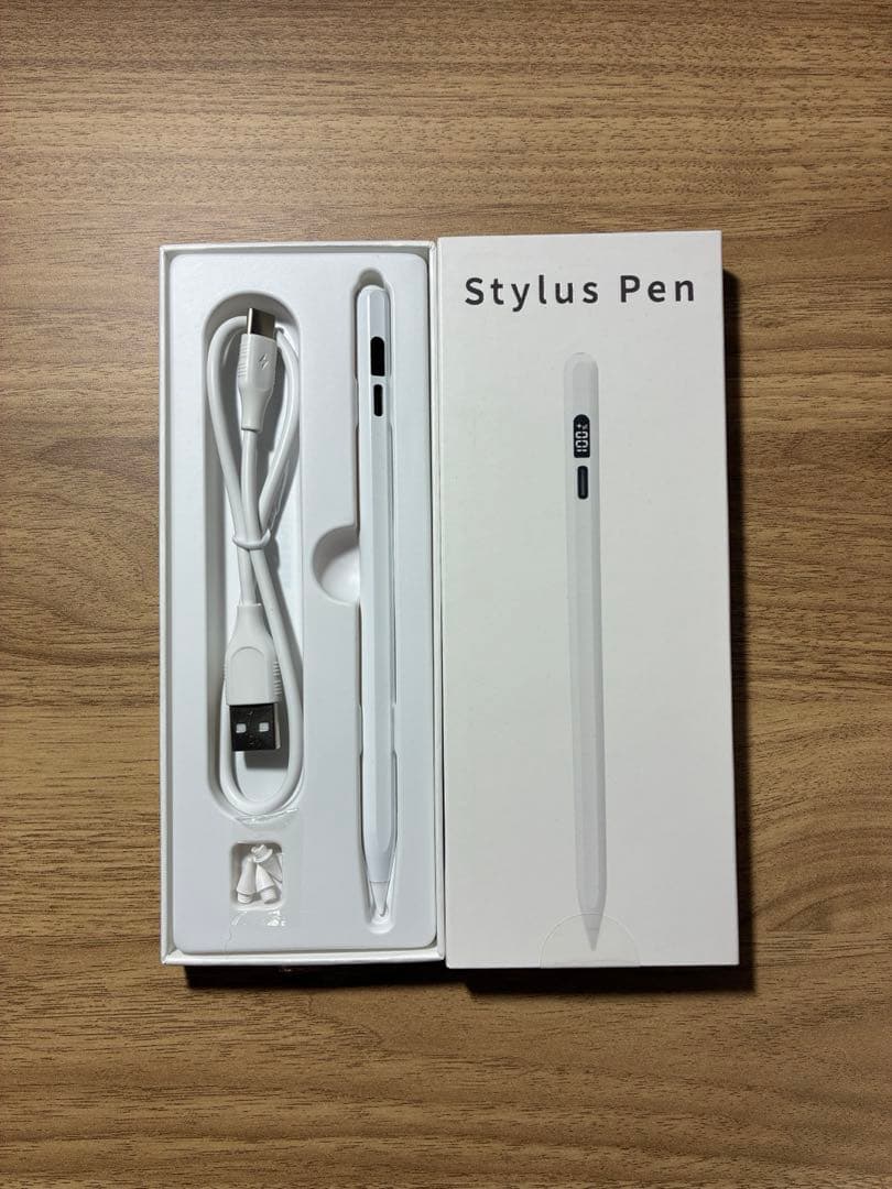 【ケース付き】iPadA16モデル128GBシルバー