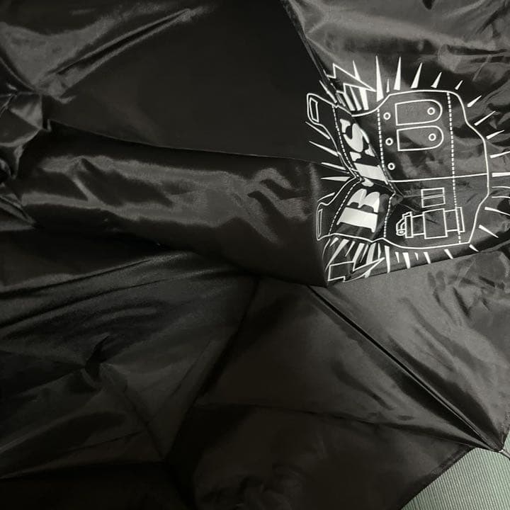 ＢＴＳ(ブラック傘)