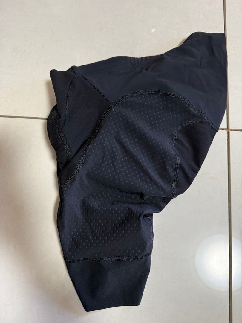 カステリ　ウィメンズサイクリングショーツ