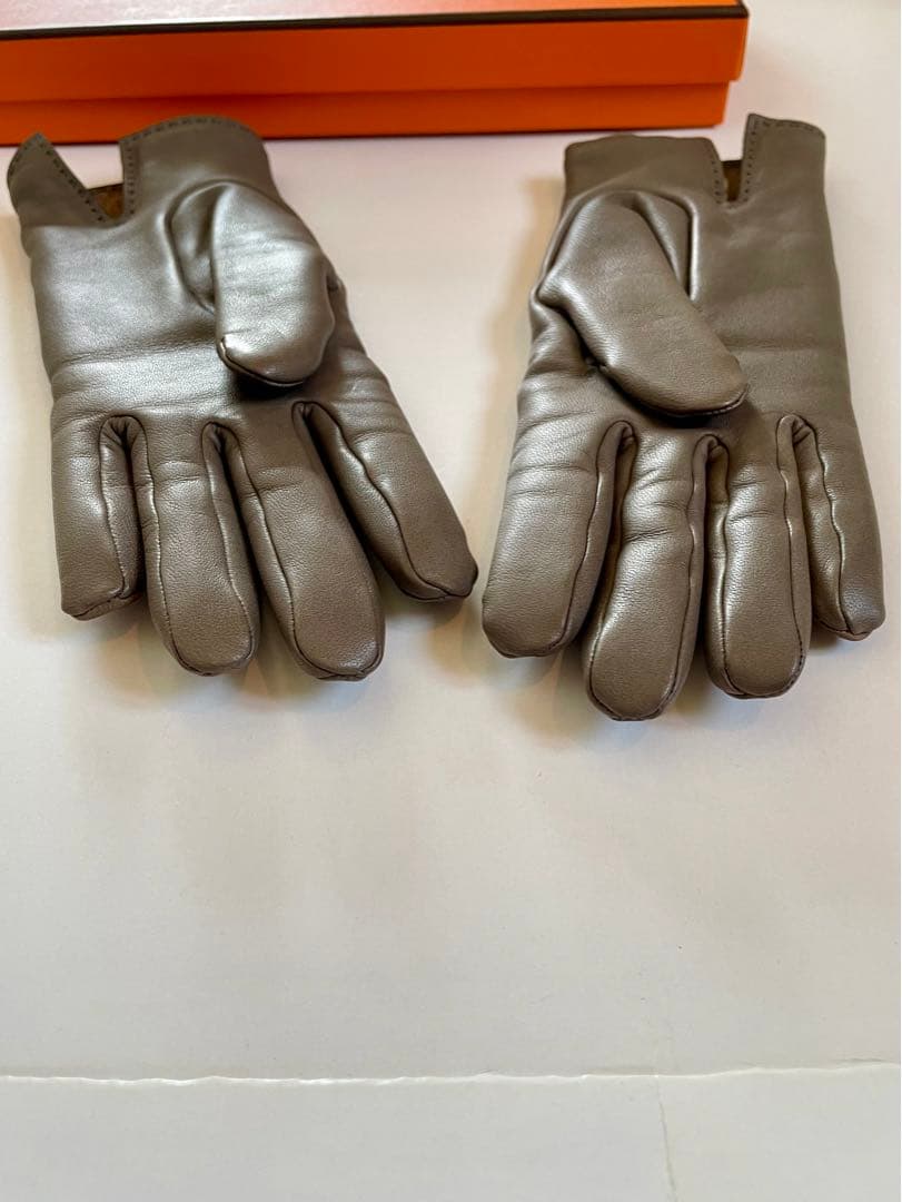 HERMESエルメスの革手袋＊カシミヤ内張＊エトープ＊エタン