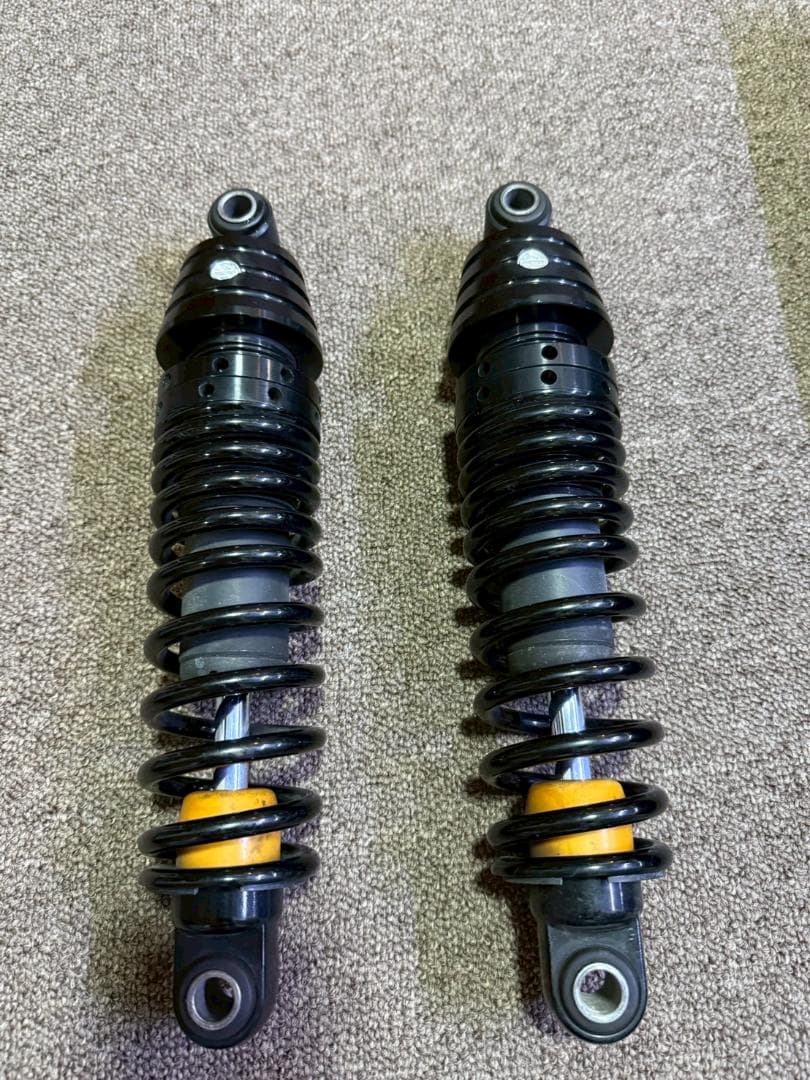 ハーレー純正　FXDB　サス　ショック　ダイナ