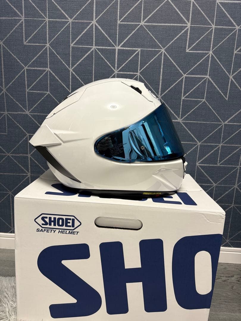 SHOEI x-15 フルフェイスヘルメット ホワイト　ブルーシールド付き