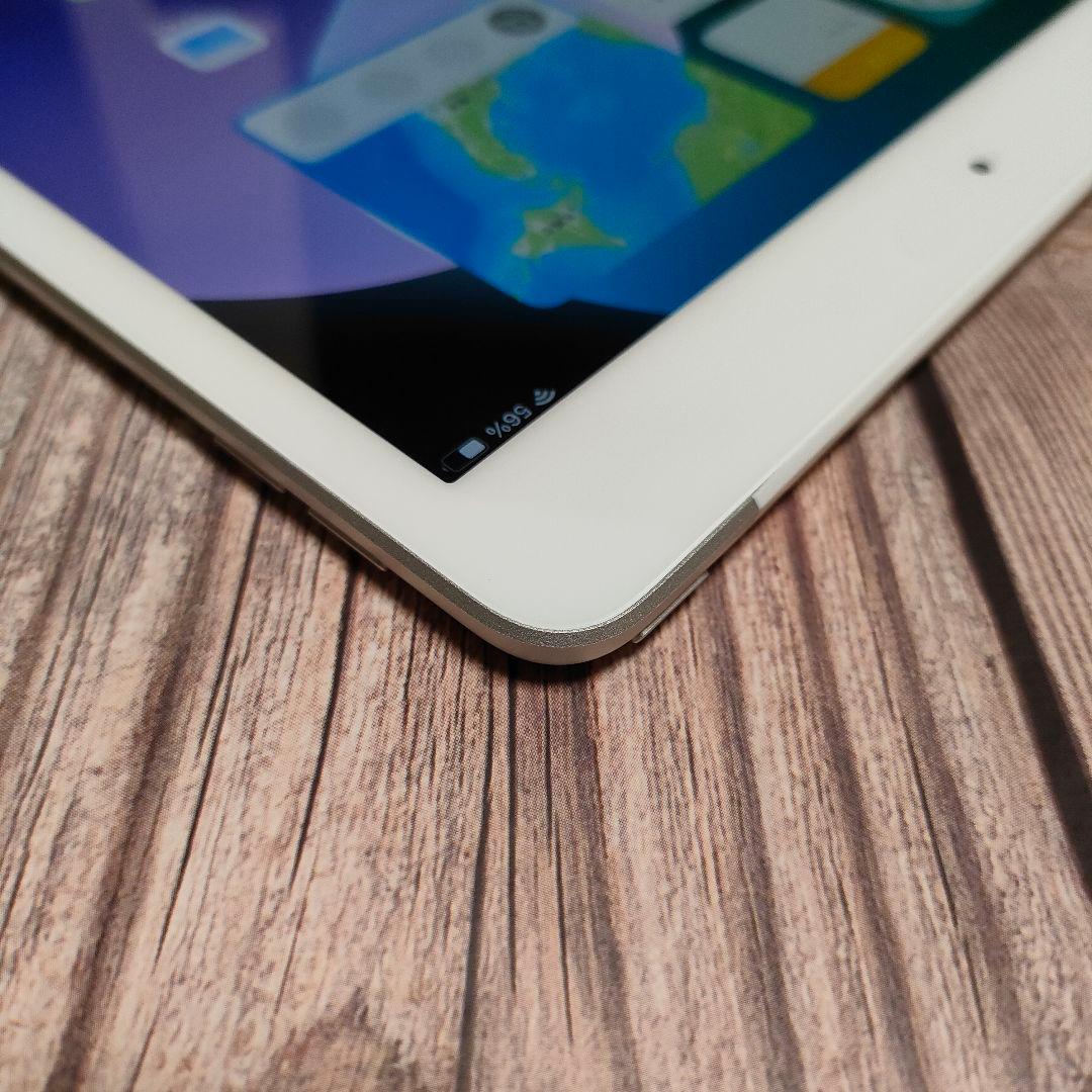 apple iPad 第8世代 32GB シルバー SIMフリー 美品
