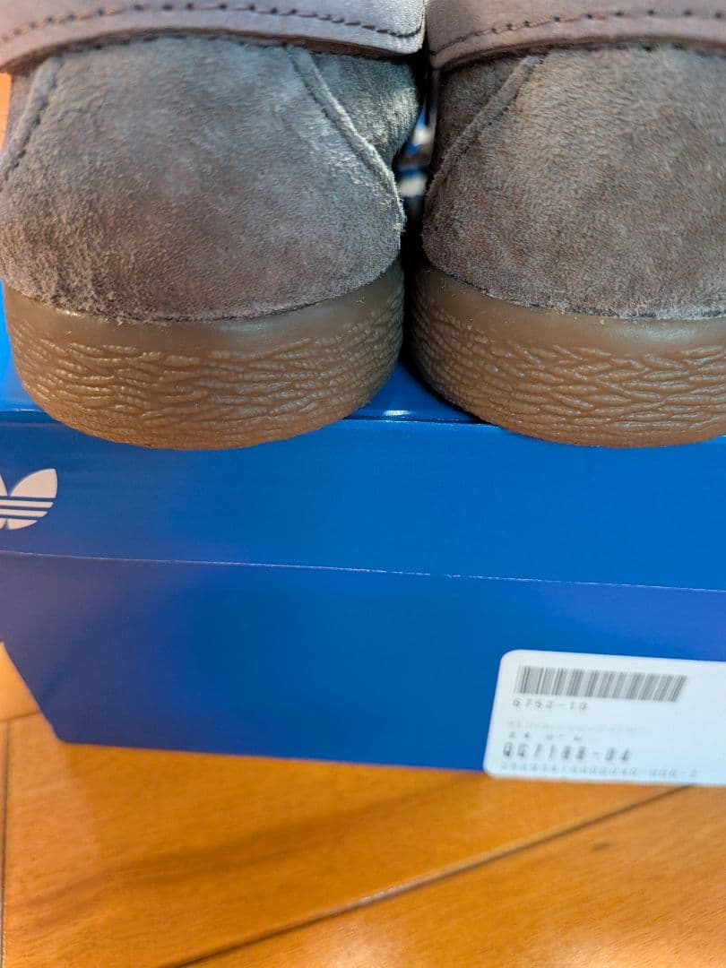 adidas TOBACCO JS グレー 240