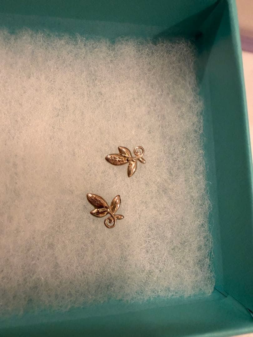 ★1/31まで★Tiffany&Co. シルバーリーフピアス　【キャッチなし】