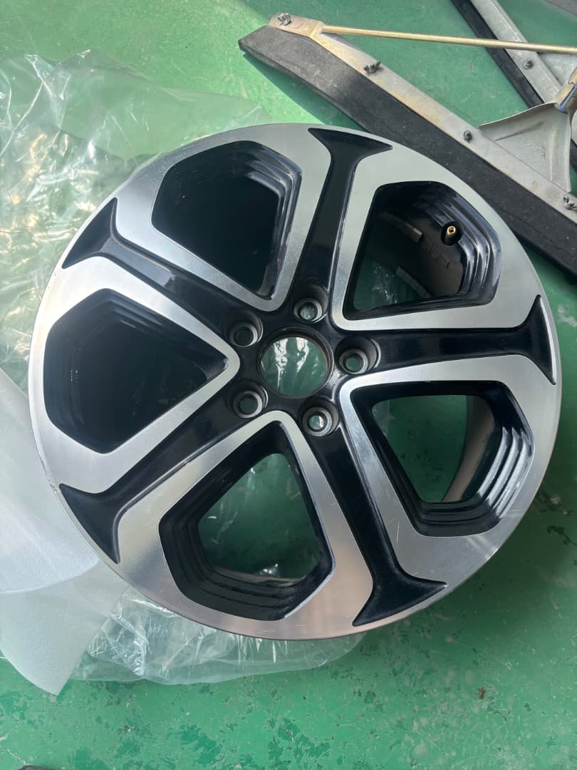 ホンダ ホイール ヴェゼル 17インチ 1本 単品