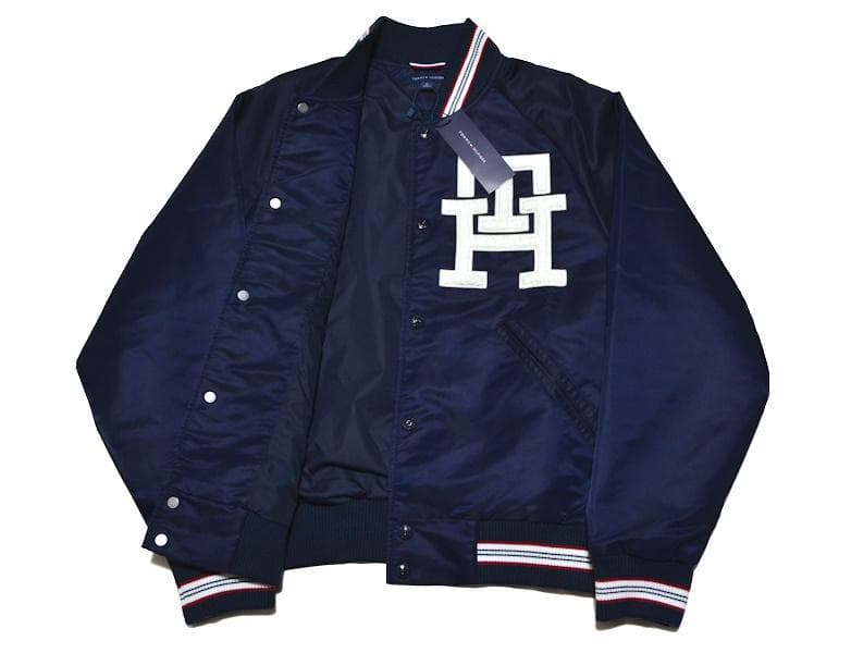 【新品】超特価   トミーヒルフィガー スタジャン M