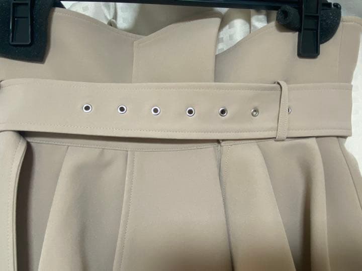 コルセットベルトタイトスカート