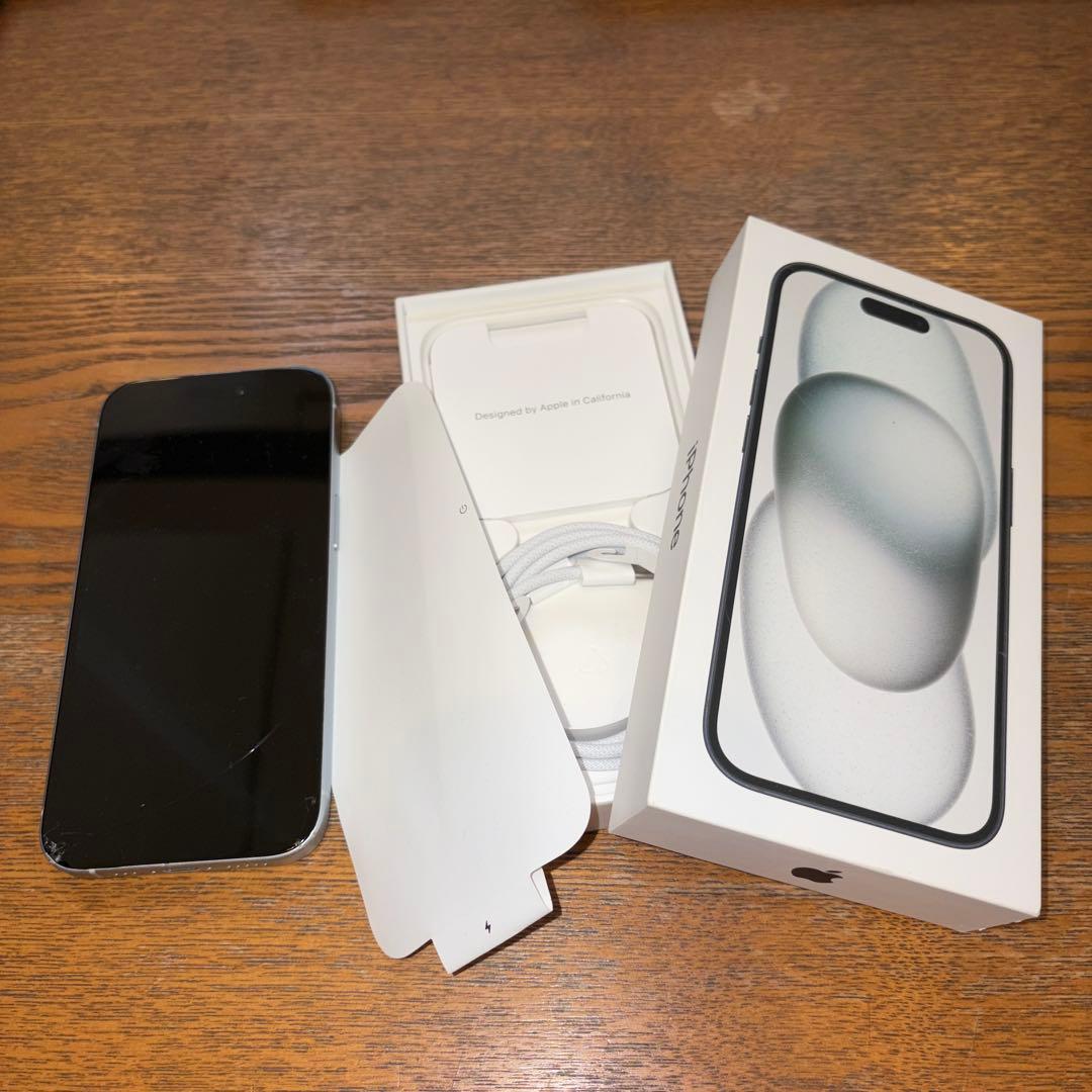 iPhone１５本体　箱付　ジャンク品です。