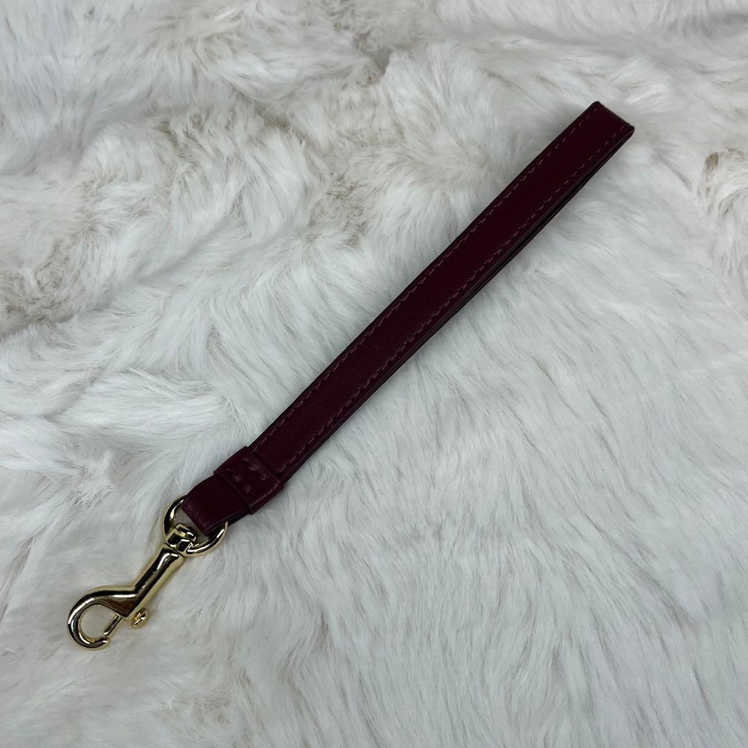 【新品未使用】COACH イチゴ柄長財布 黒 ゴールドファスナー