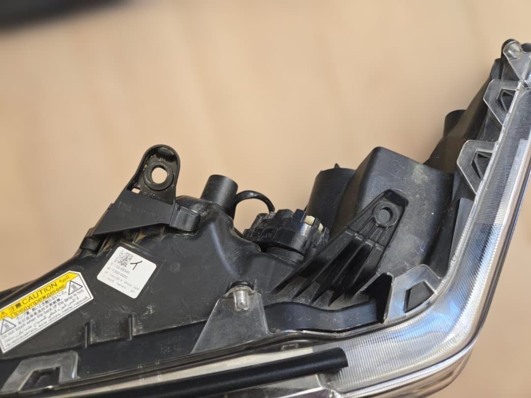 30アルファード フロントバンパー ヘッドライトセット ブラック