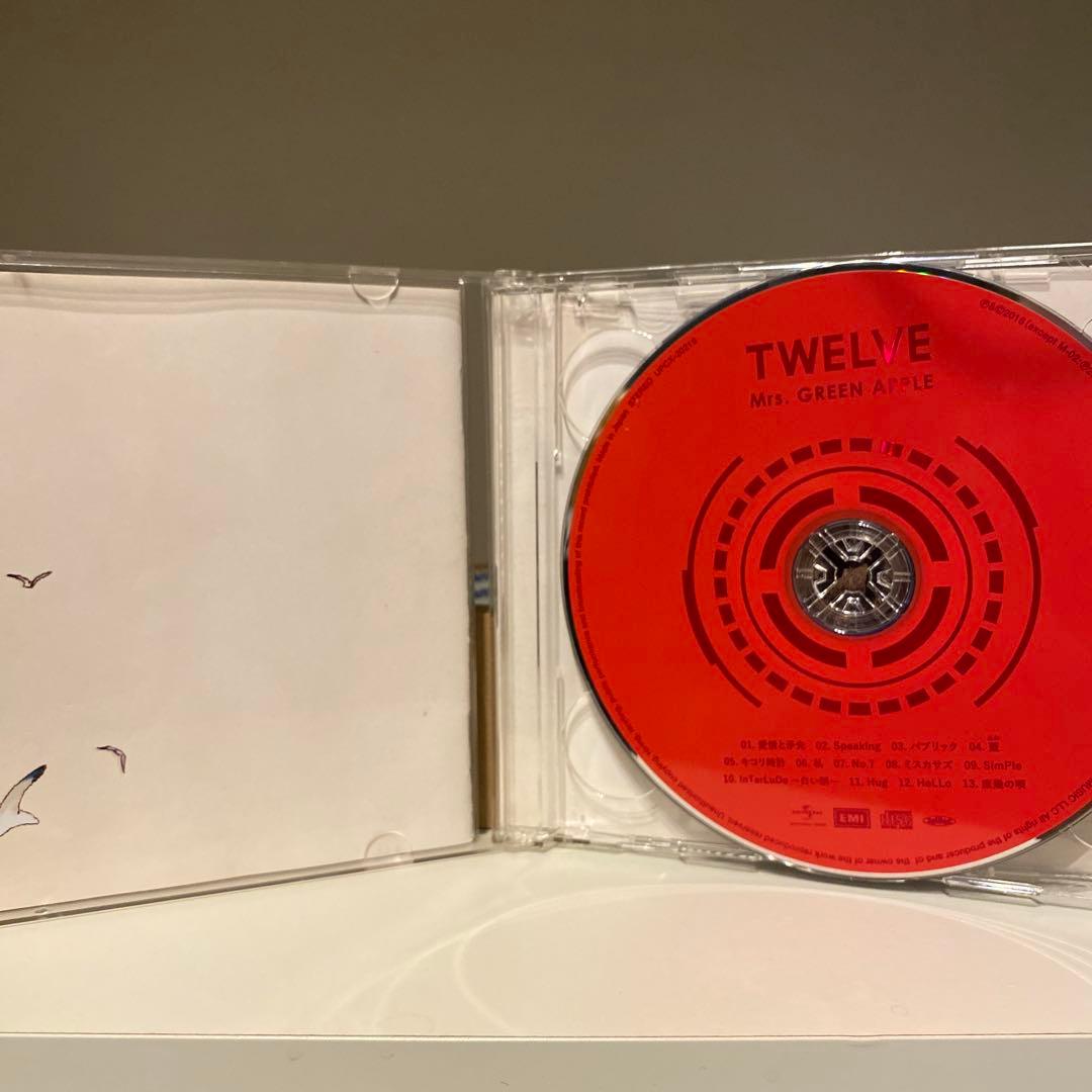 TWELVE 初回限定版　帯なし