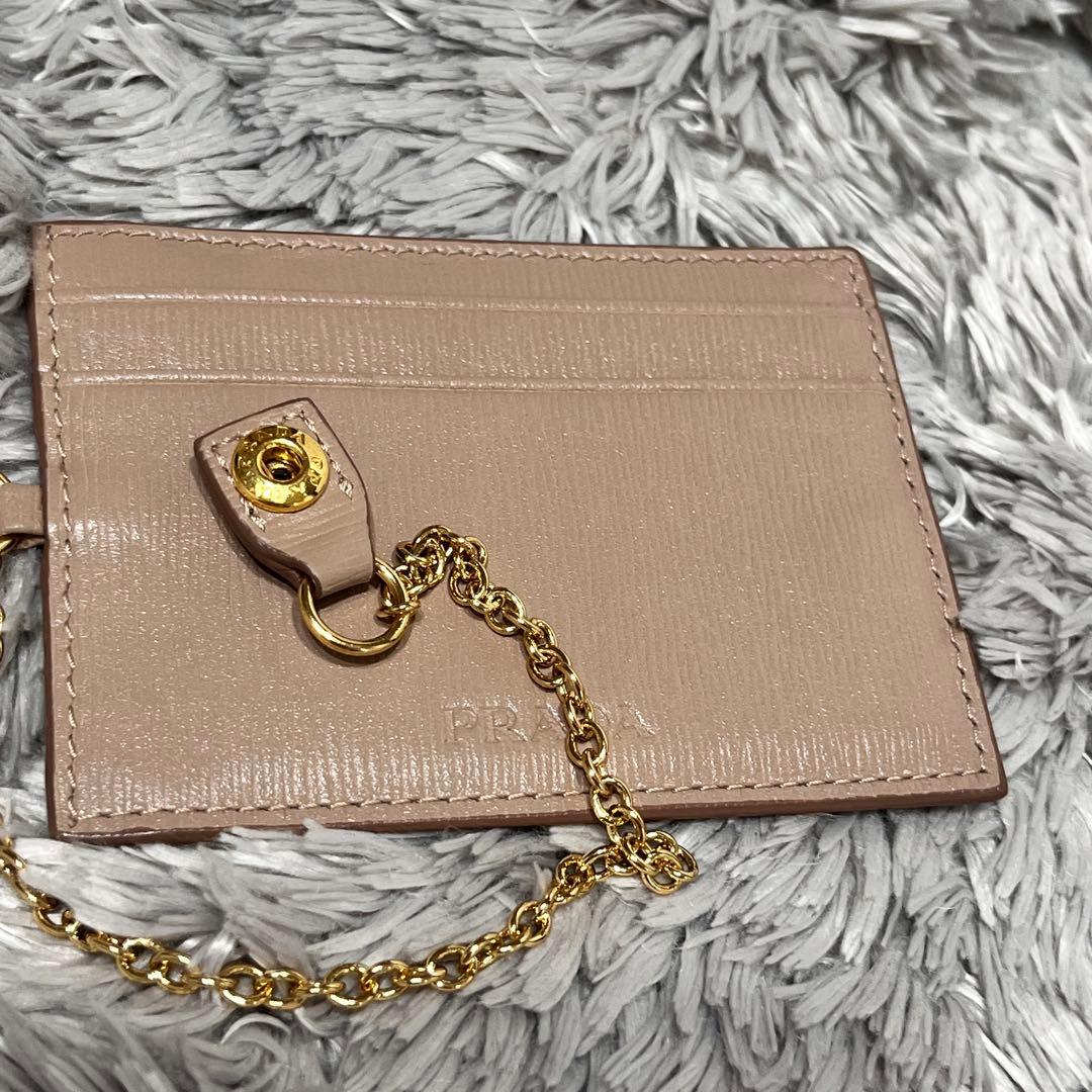 美品✨PRADA 長財布　バイカラー　メタルロゴ　カードケース　ヌードベージュ