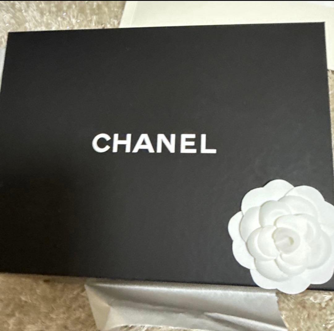 CHANEL ブラックレザー ショルダーバッグ