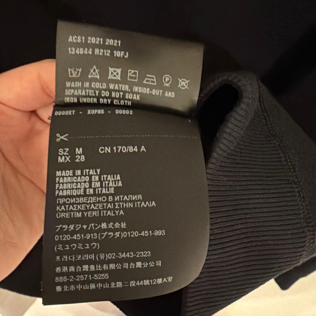 【極美品】PRADA プラダ トライアングルロゴ スウェット トレーナー 黒 M
