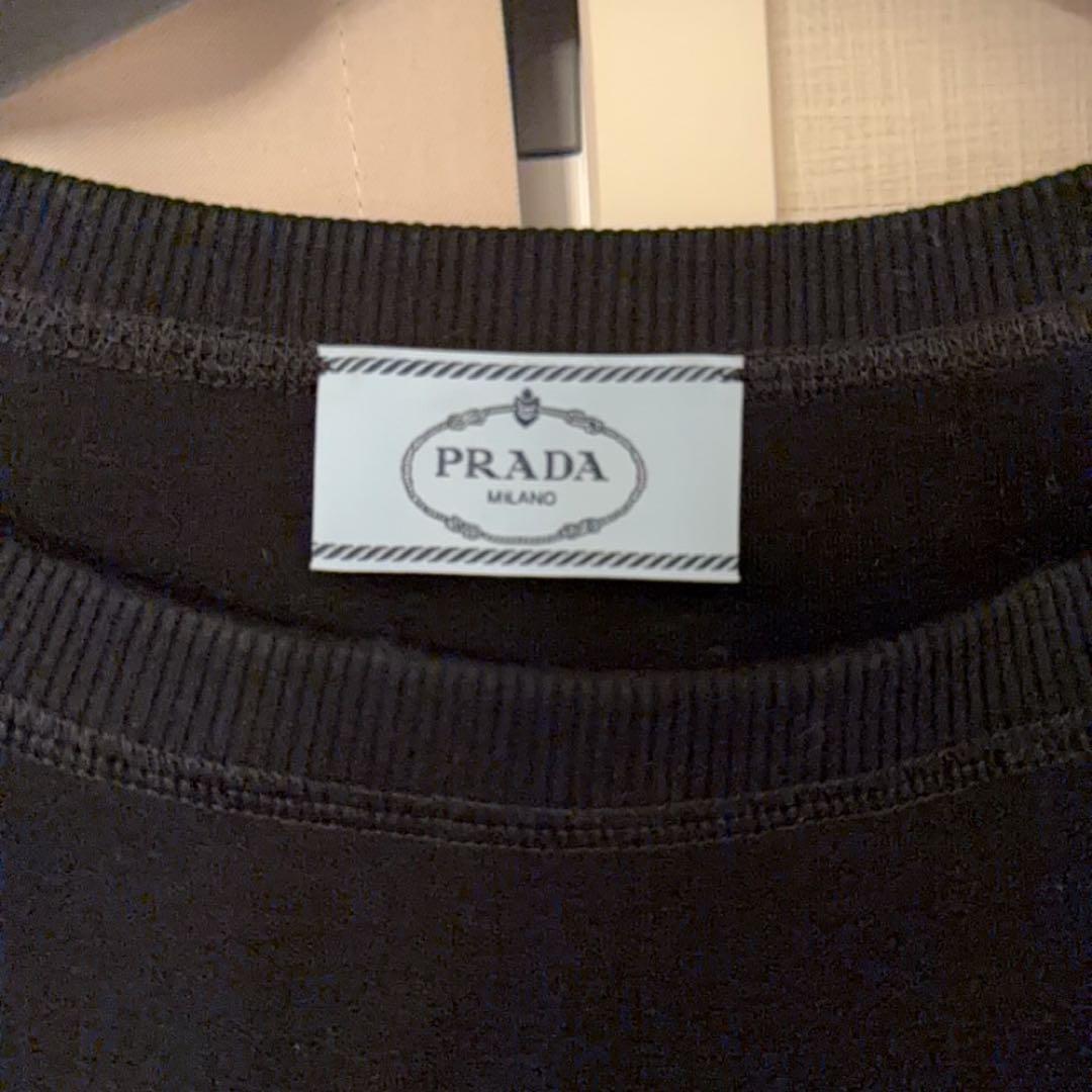 【極美品】PRADA プラダ トライアングルロゴ スウェット トレーナー 黒 M