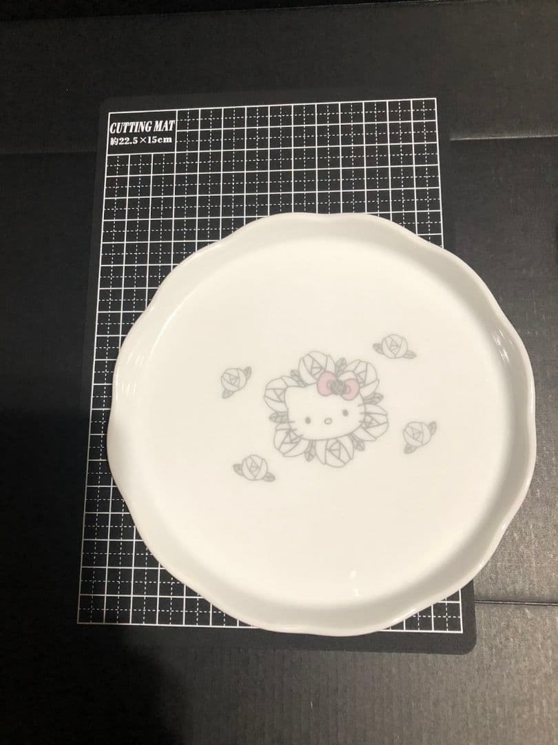 レトロ ハローキティ ダイヤモンドシリーズプチドーム 希少レア