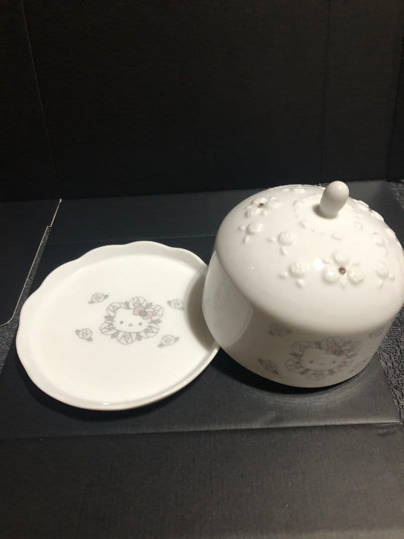 レトロ ハローキティ ダイヤモンドシリーズプチドーム 希少レア
