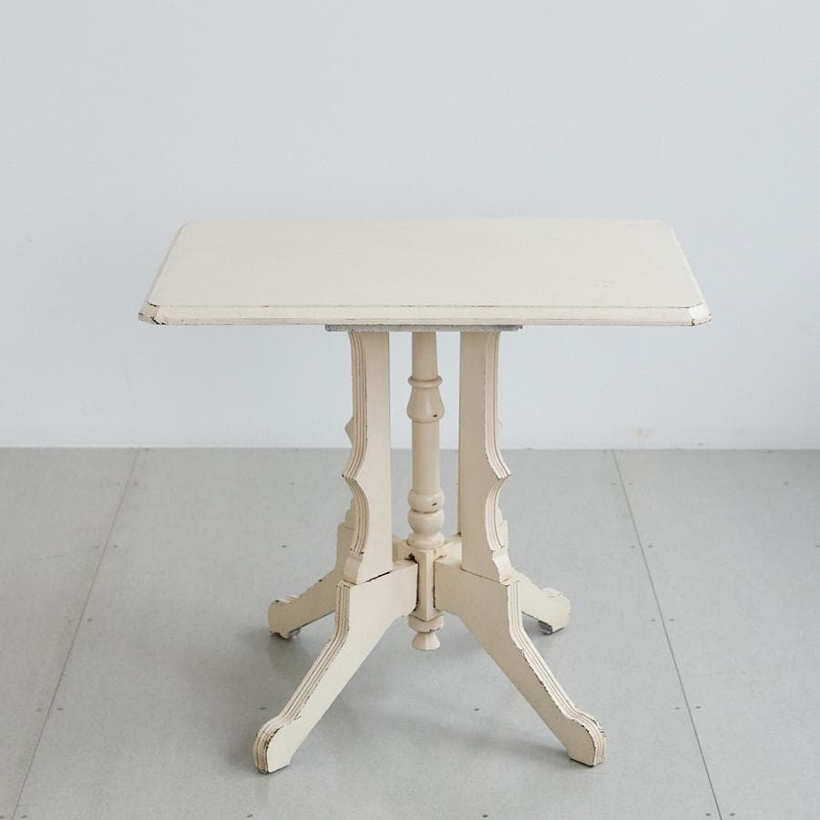 アンティーク調　テーブル　サイドテーブル　アイボリー　白　木製　ヨーロッパ調