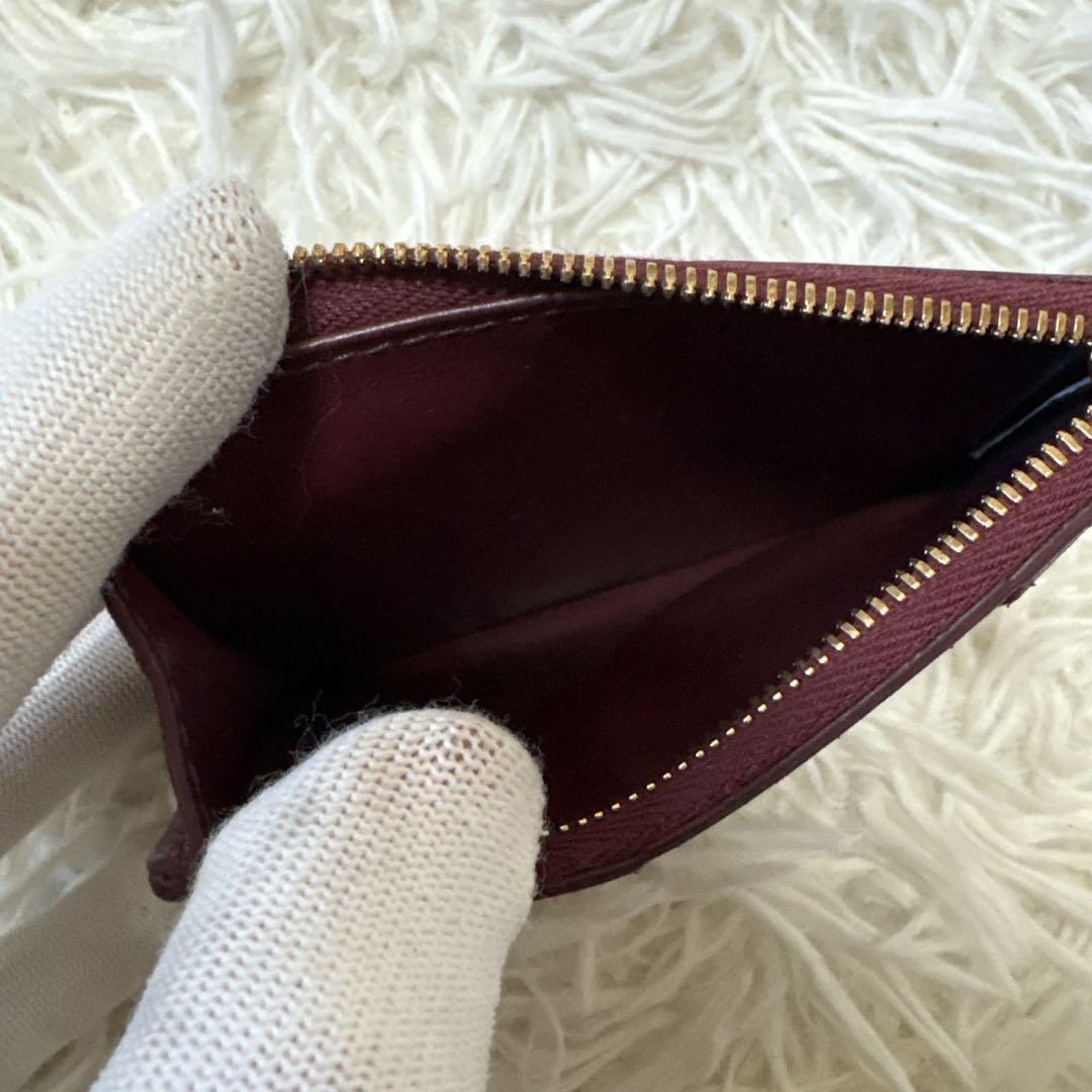 ボッテガヴェネタ　マキシ　イントレチャート ケース　レザー