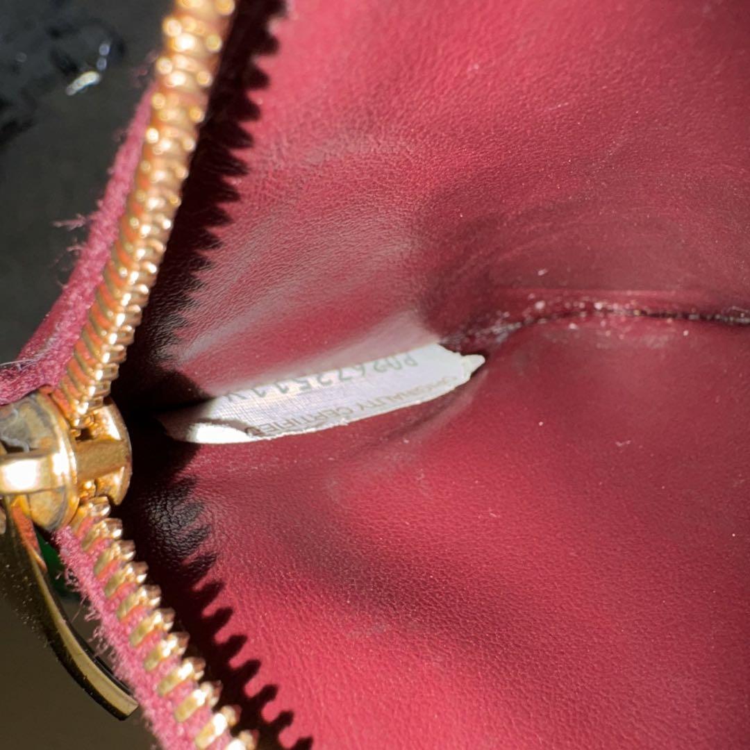 ボッテガヴェネタ　マキシ　イントレチャート ケース　レザー