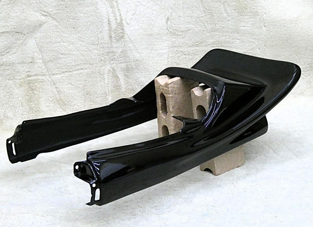 ジェイド250 CBX変身 テールカウル ブラック×テールランプ 黒赤