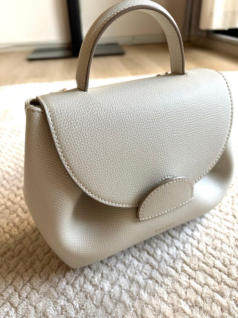 ポレーヌ　NUMÉRO UN NANO エディション チョーク テクスチャード