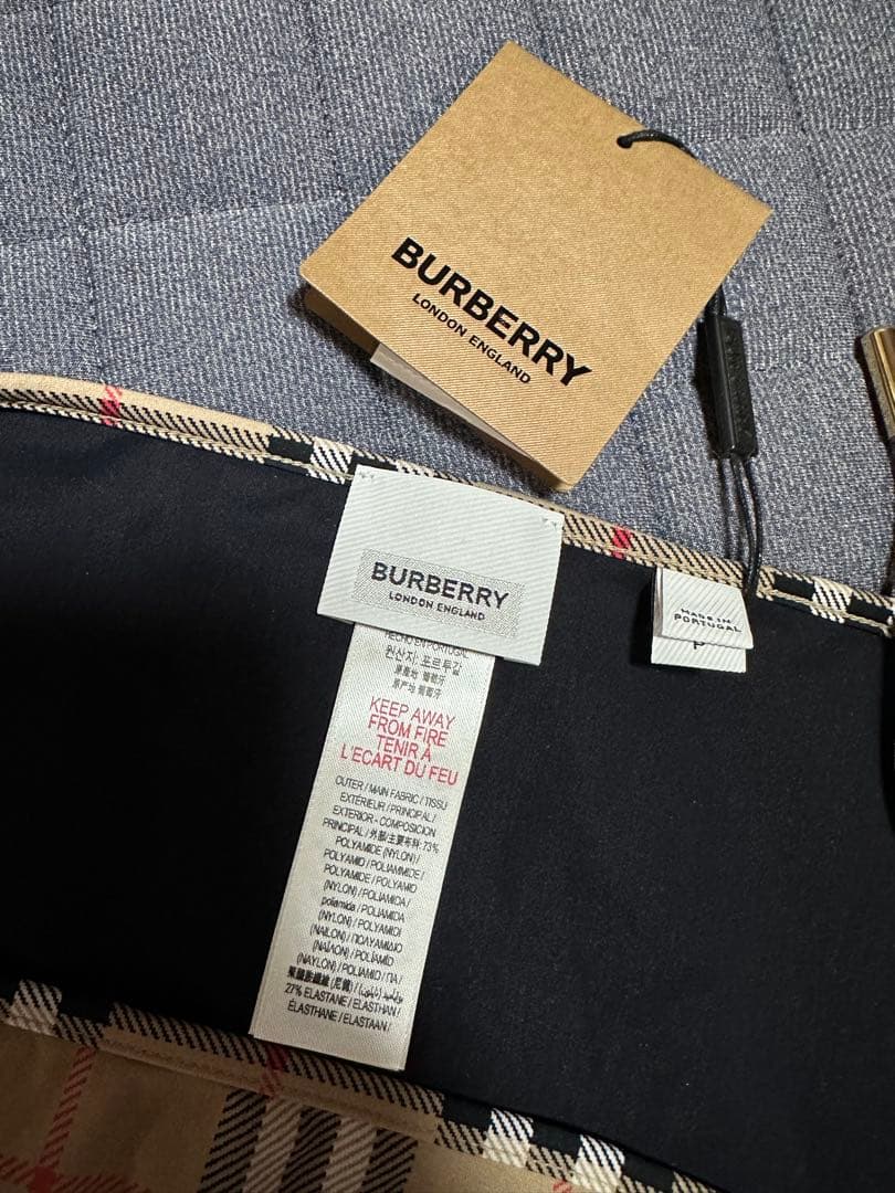 BURBERRY バーバリー タグ付き ビキニ 水着♡