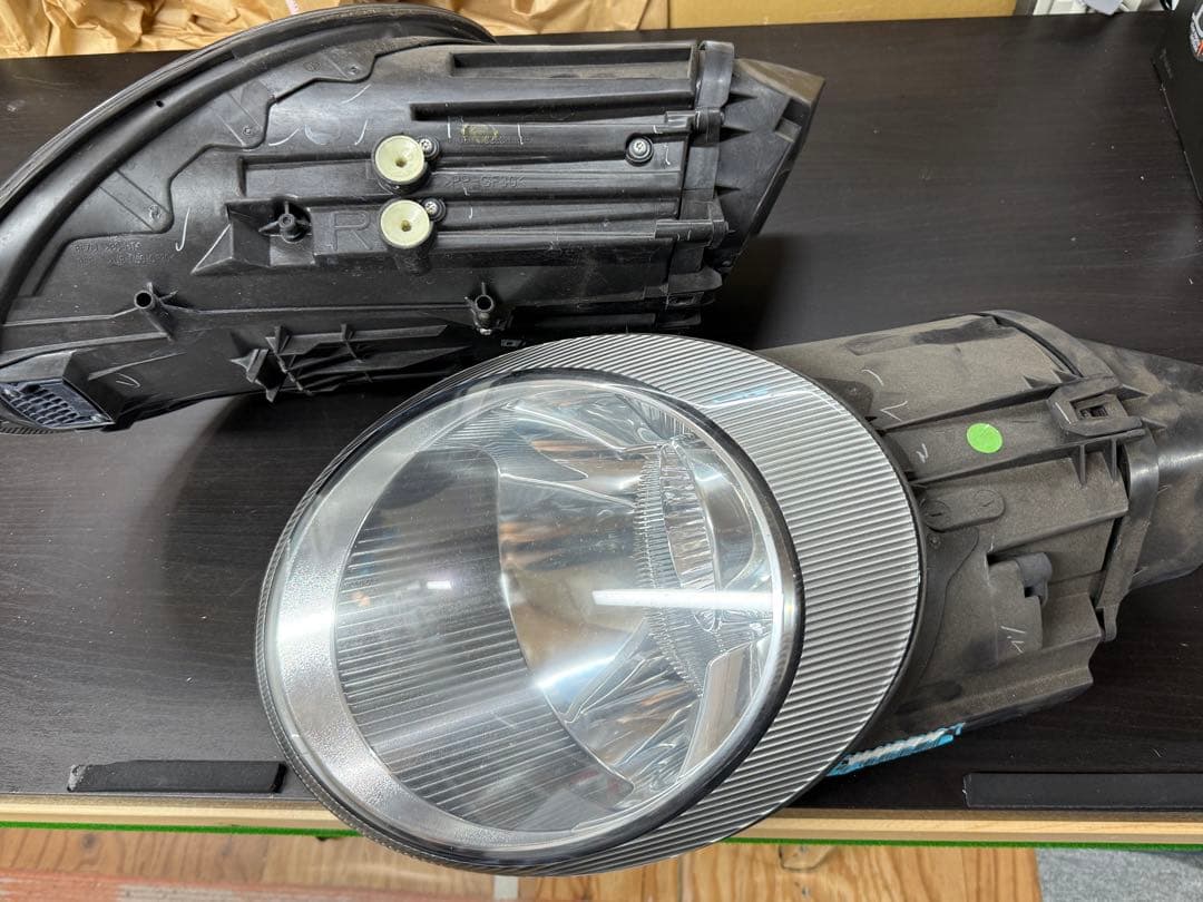 ポルシェ911 997.1 純正ヘッドライト