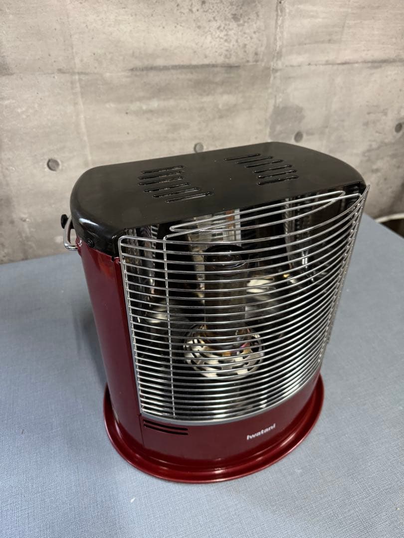 ☆ 三姉妹ママ専用Iwatani イワタニ カセットガス ストーブ デカ暖II