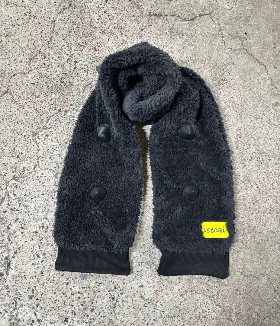 isecai 棘マフラー black