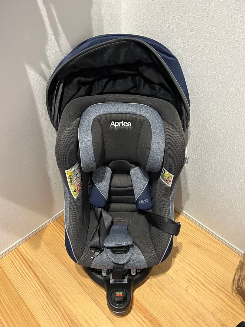 【Aprica】チャイルドシート クルリラプロテクト360° アカチャンホンポ