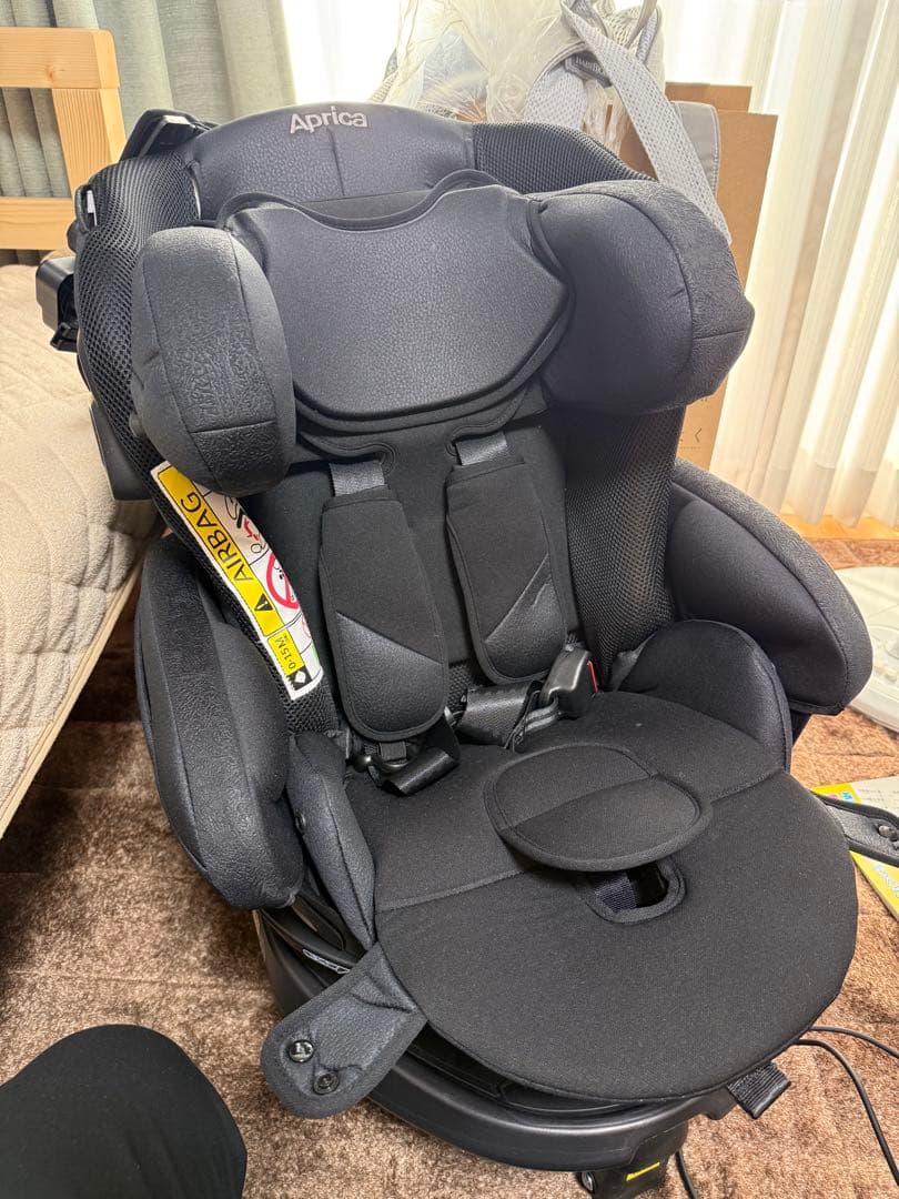Aprica フラディアグロウISOFIX セーフティープラス ロイヤル AB