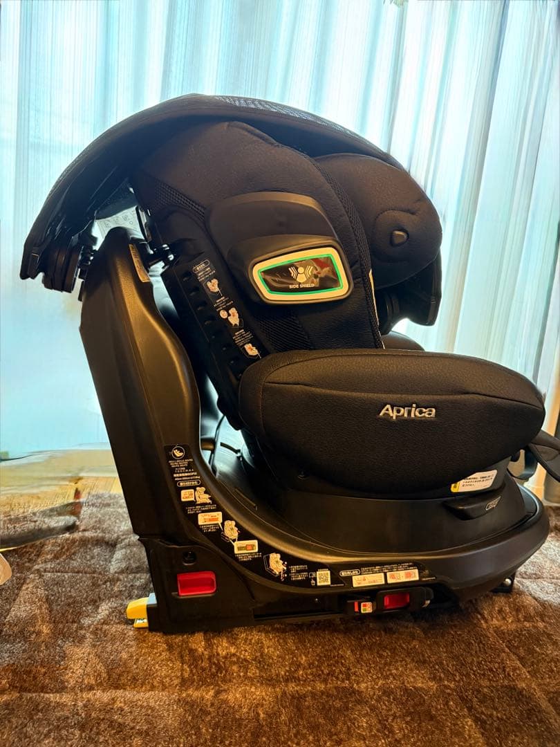 Aprica フラディアグロウISOFIX セーフティープラス ロイヤル AB