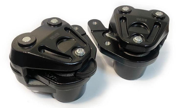 新品 カワサキ KZ900 Z1 Z2 ブレーキキャリパー 左右ペアセット