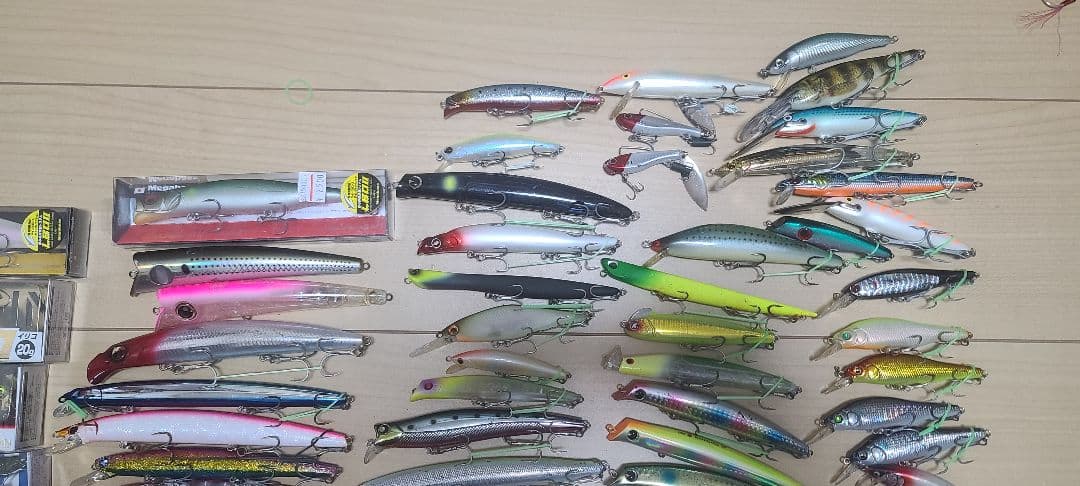 BlueBlue、Megabass、他ルアー100点以上