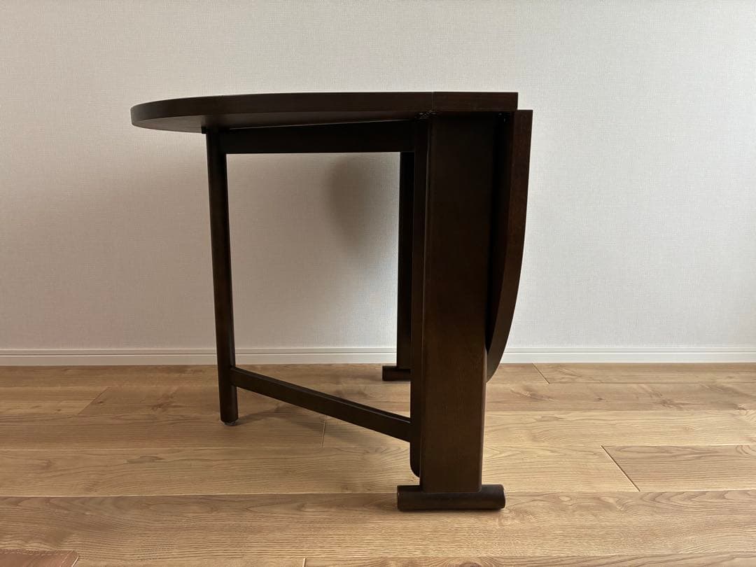 ダークブラウン楕円形折りたたみテーブル