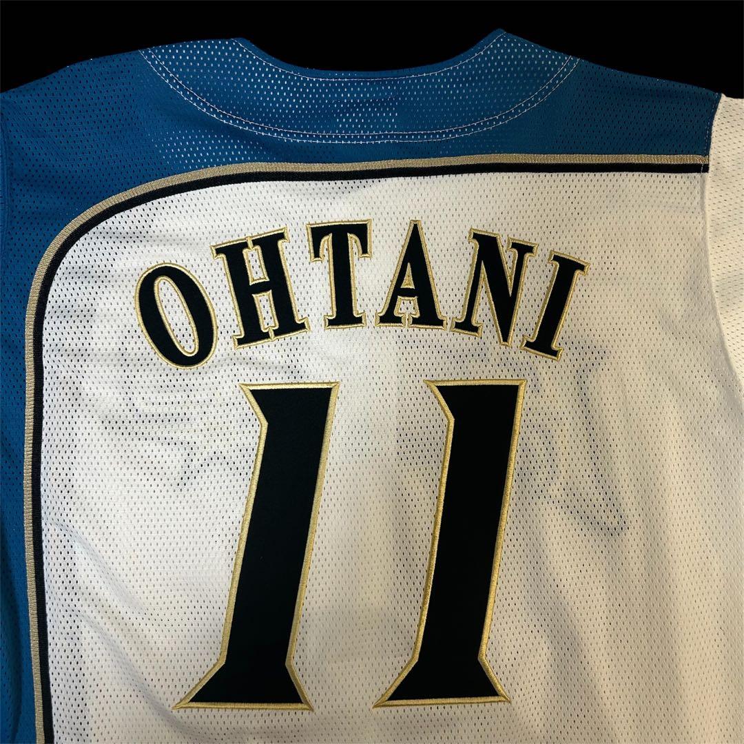 【激レア・美品】　日本ハムファイターズ　大谷翔平　レプリカユニフォーム　サイズM